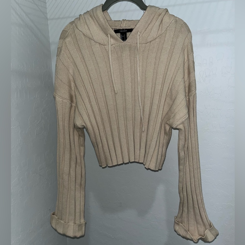 Ribbed Cropped Hoodie